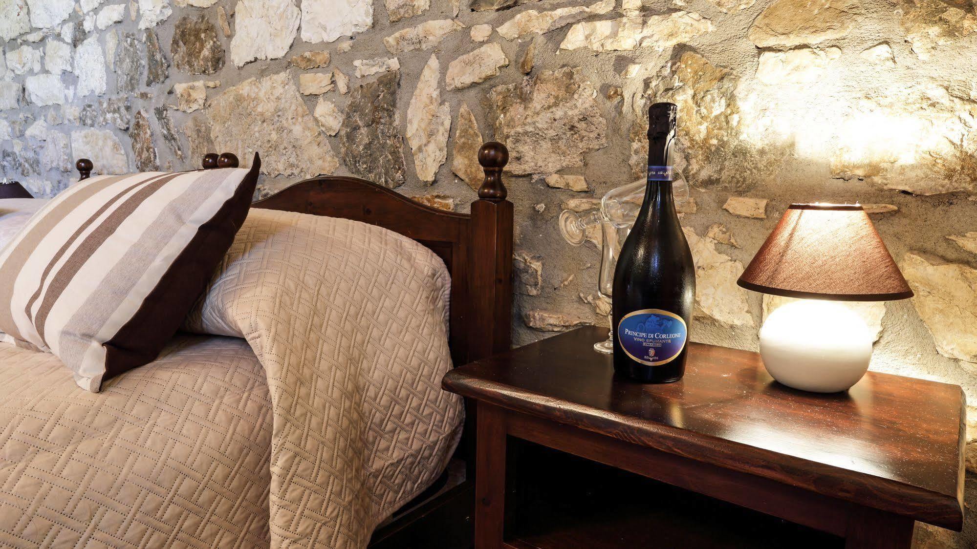 Agriturismo Tenute Pollara Roccamena 外观 照片