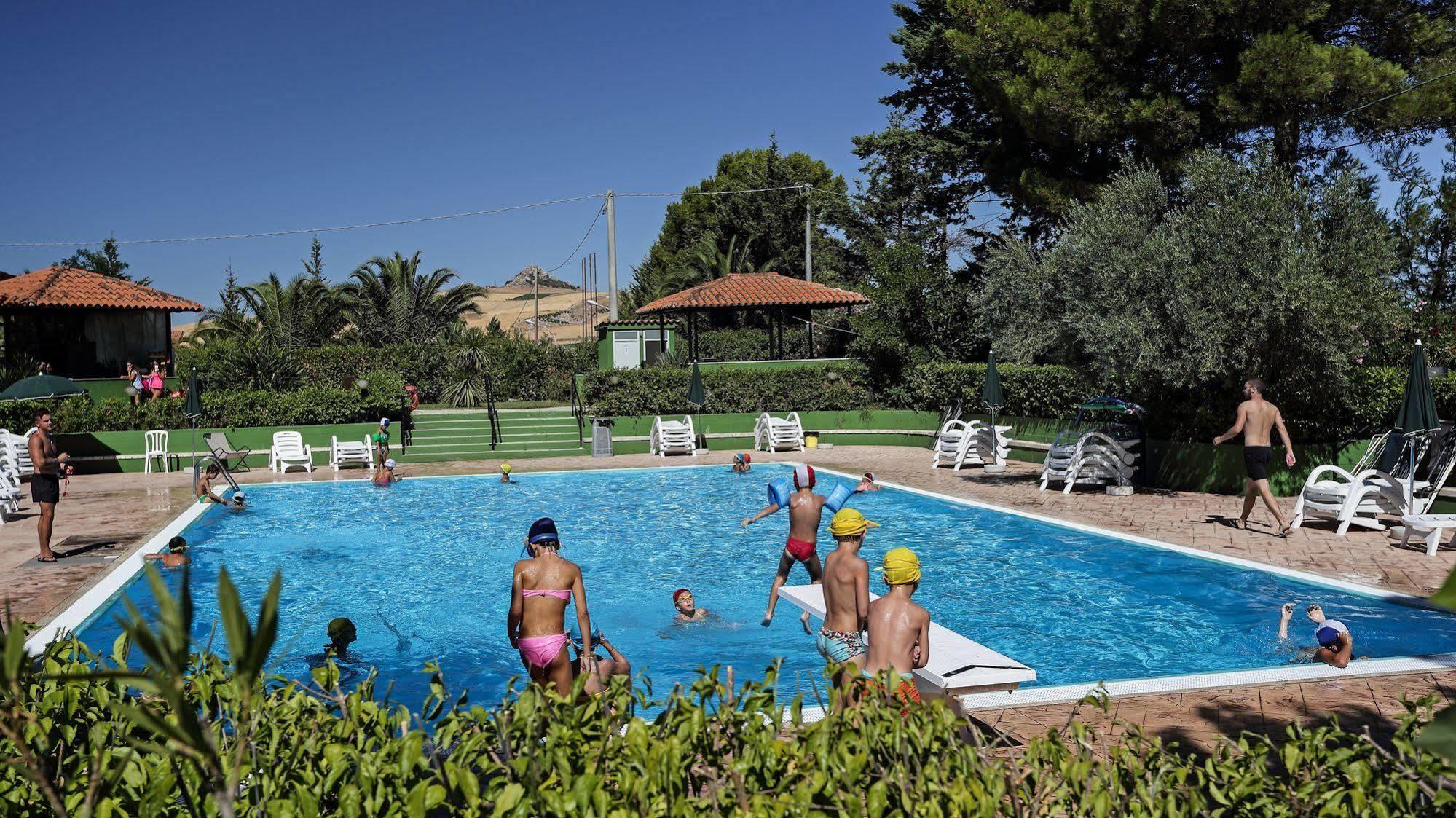 Agriturismo Tenute Pollara Roccamena 外观 照片