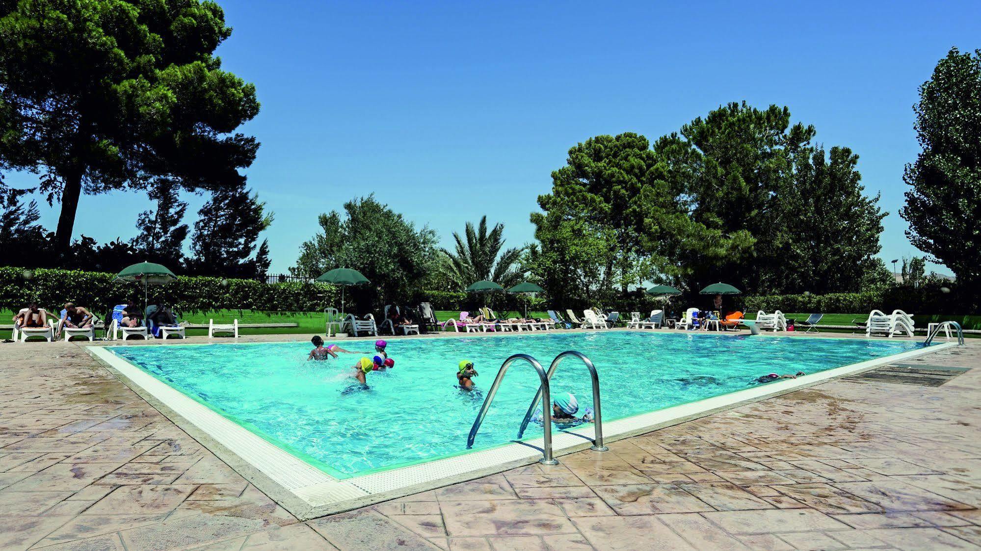 Agriturismo Tenute Pollara Roccamena 外观 照片
